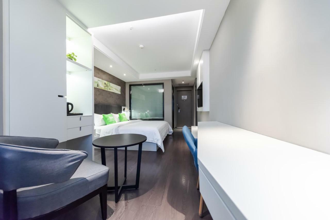 Ibis Styles Suzhou Nanmen Metro Station Hotel Экстерьер фото