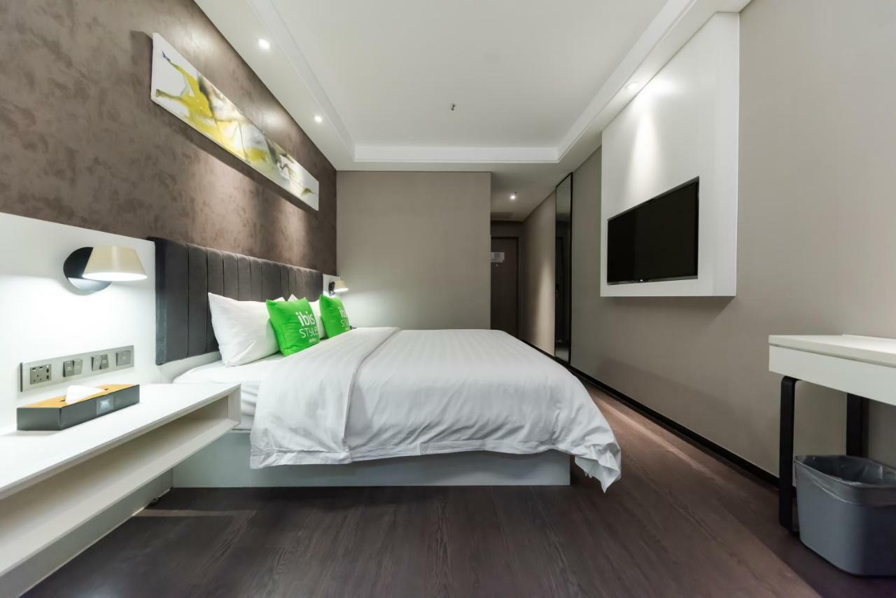 Ibis Styles Suzhou Nanmen Metro Station Hotel Экстерьер фото